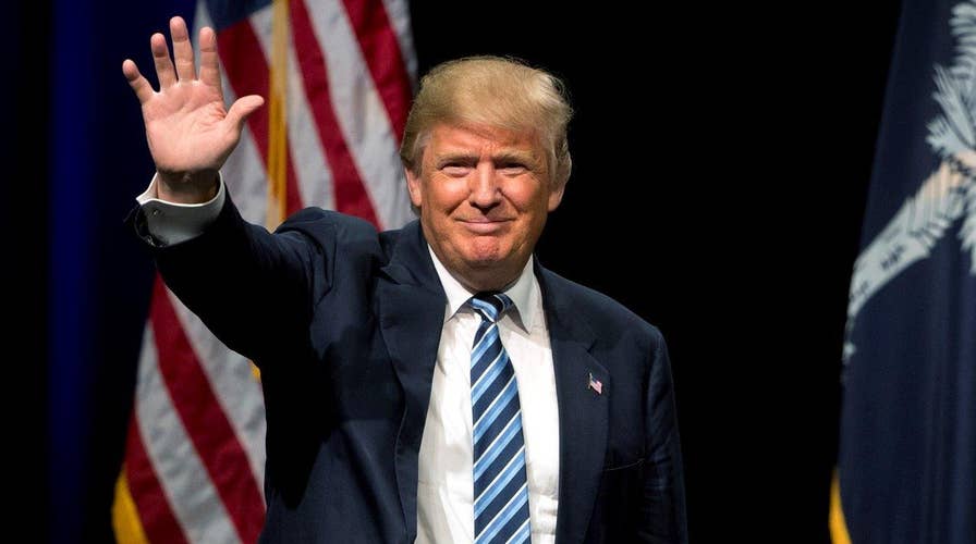 Poll: Donald Trump holds onto wide lead ahead of SC primary