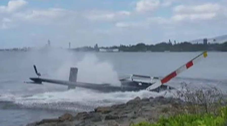 Tourists watch horrific helicopter crash near Pearl Harbor 