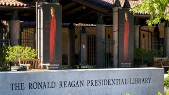 3 days of mourning for former first lady Nancy Reagan begin