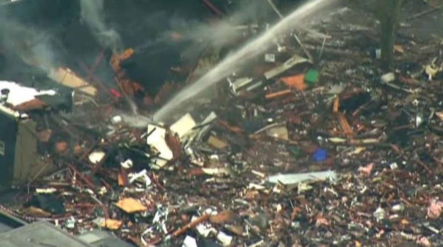 Crews working to shut off gas in Seattle after explosion