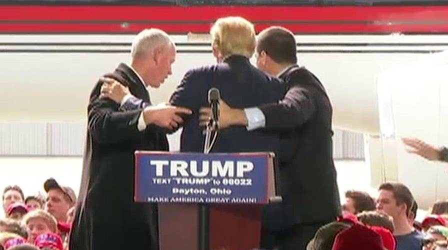 Trump protester escorted out of Ohio rally