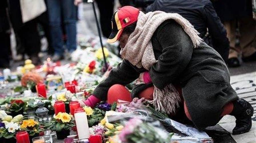Thousands gather for memorial in Brussels