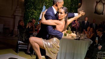 Obama catches 'optics' flak over state dinner tango