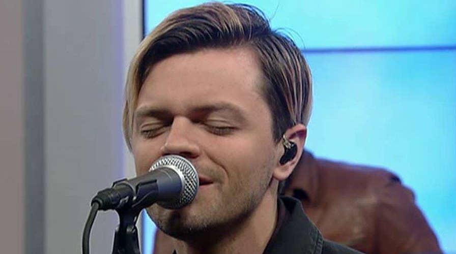 Passion performs 'Remember'