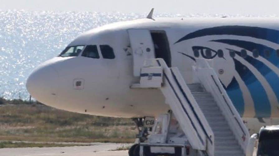 Hijacker takes EgyptAir plane hostage