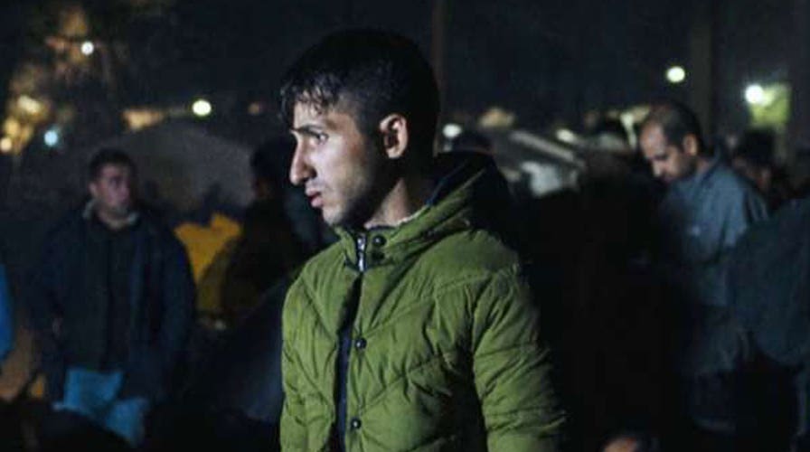 Obama pledges to take more refugees