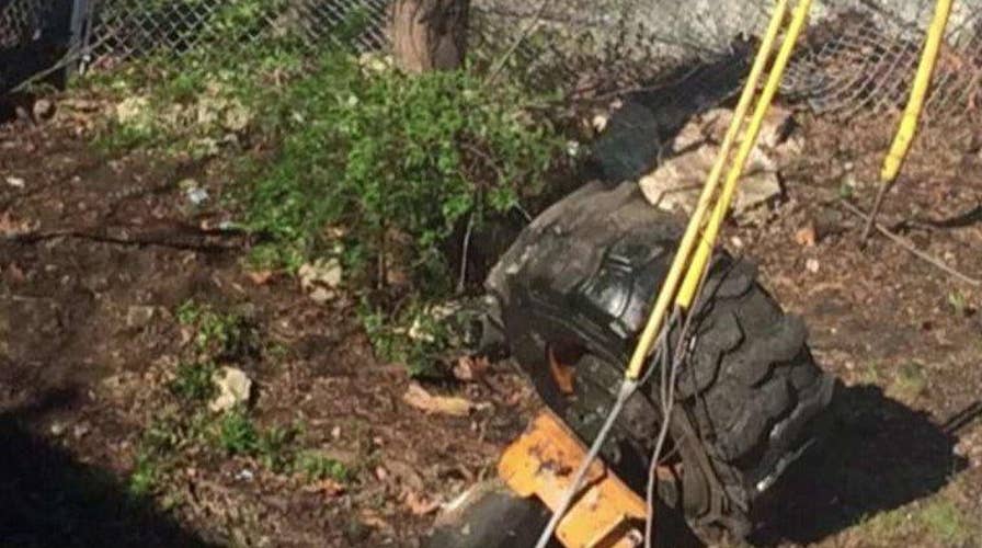 Amtrak train derails in Pennsylvania