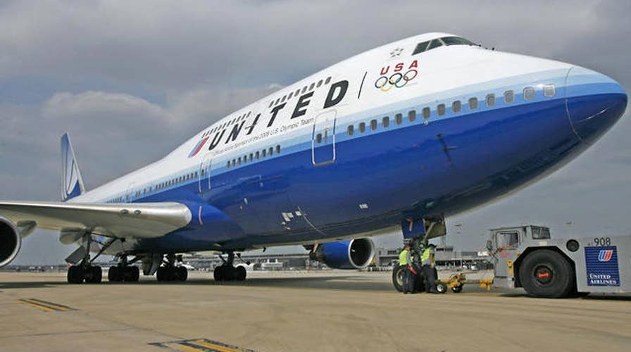 Report: Airlines performing better, but complaints up