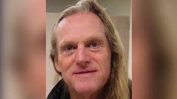 Police capture 1 man from psychiatric facility, but accused murderer still loose