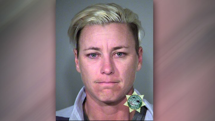 Court docs: Abby Wambach admits to trying cocaine, pot