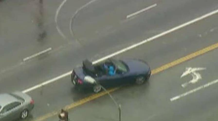 Burglary suspects pull donuts on highway during police chase