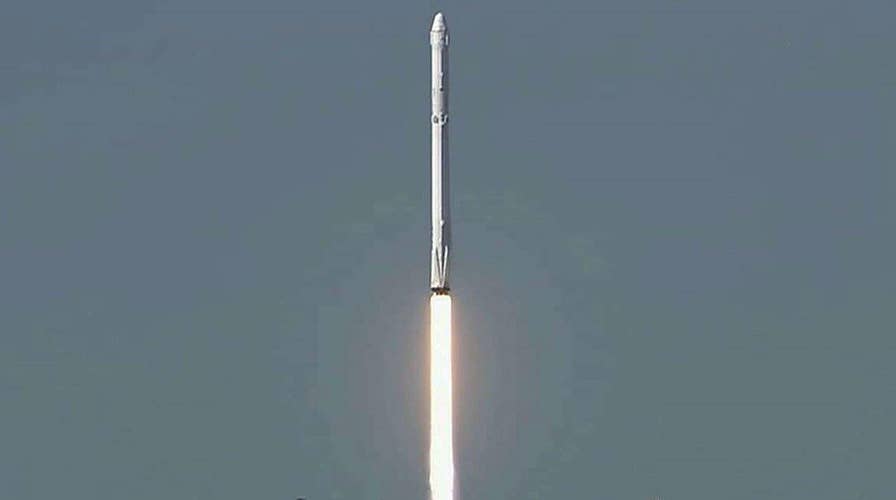 SpaceX launches Falcon 9 rocket