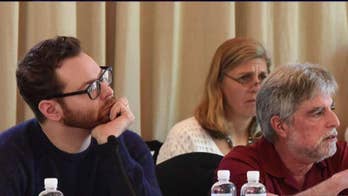 Sean Parker bankrolls project to speed cancer work