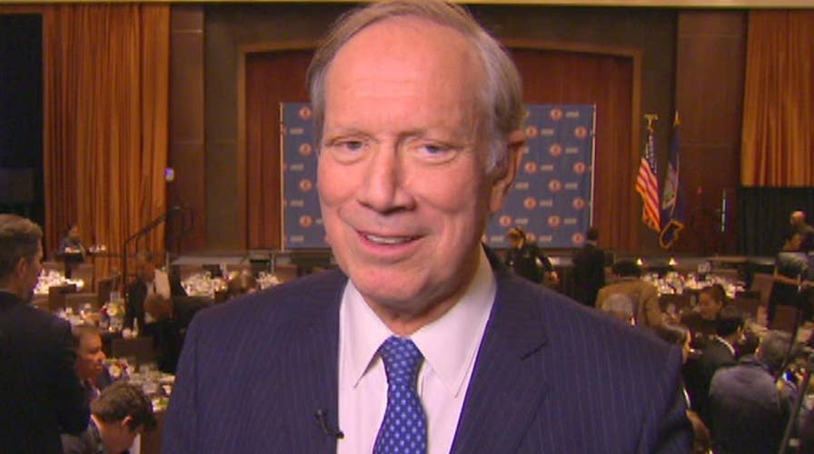 Pataki endorses Kasich: 'He can unite us and govern'