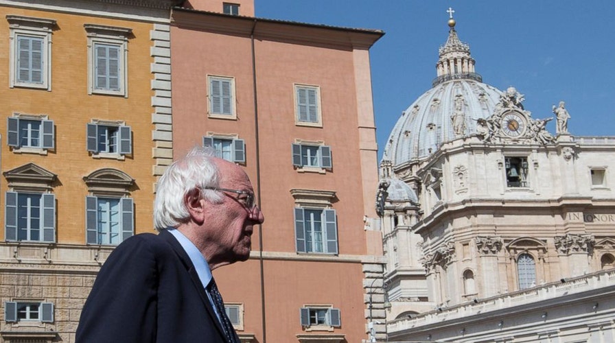 Bernie Sanders meets with the Pope