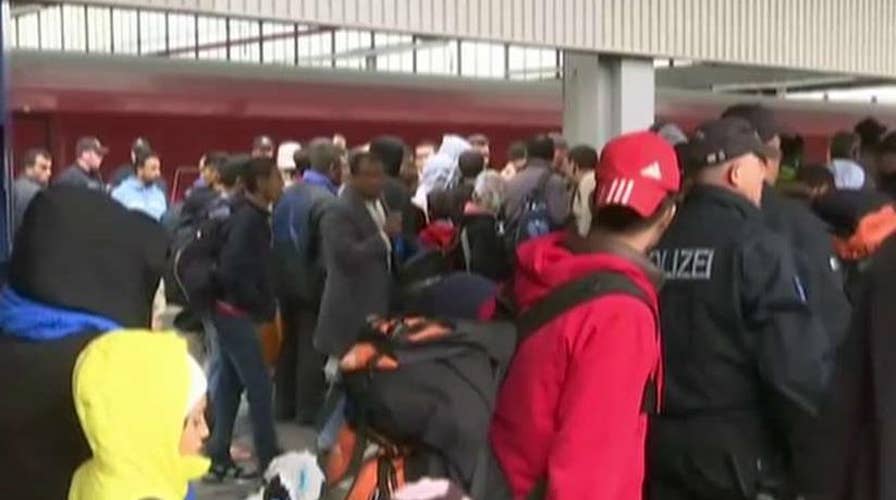 Children of refugees receive more benefits than poor US kids