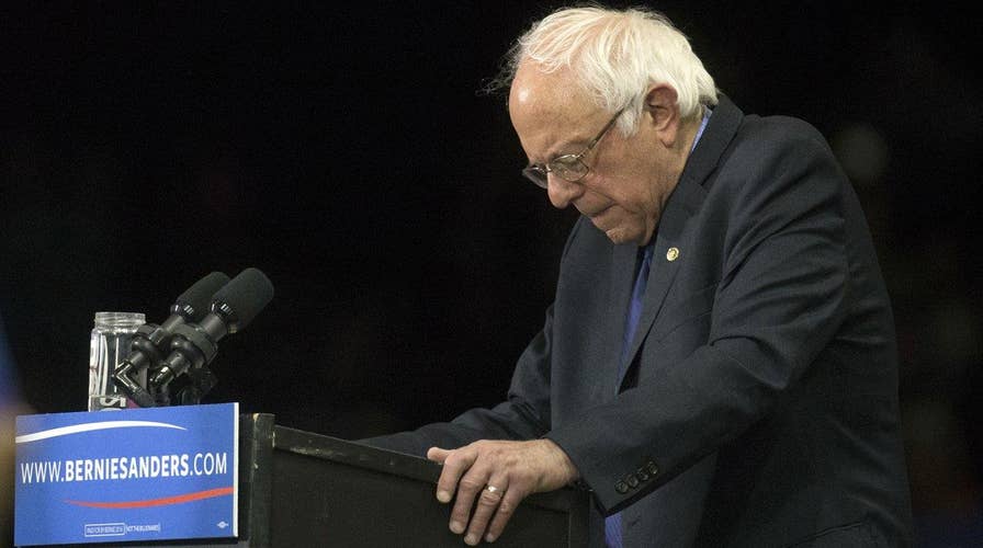 Sanders campaign to lay off hundreds of staffers