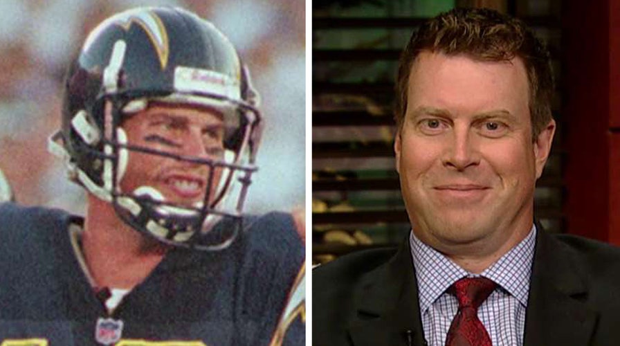 Ex-NFL player leaves prison, has message for young athletes