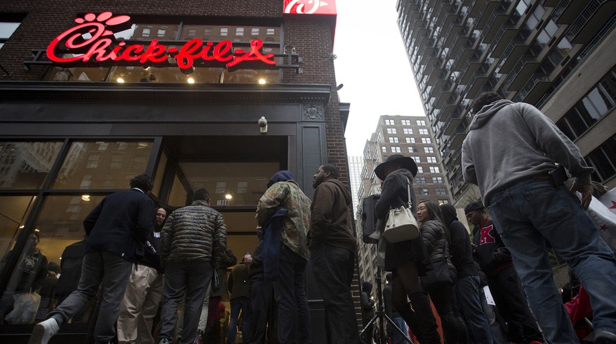 Chick-fil-A customers respond to de Blasio's boycott request