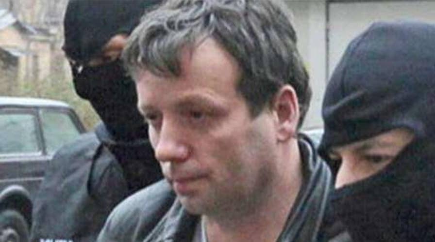 Romanian hacker 'Guccifer' claims he is talking to FBI