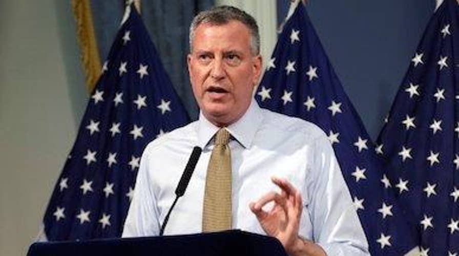 New York Mayor Bill de Blasio calls for Chick-fil-A boycott