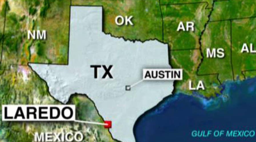 At least 8 people killed in Texas bus crash