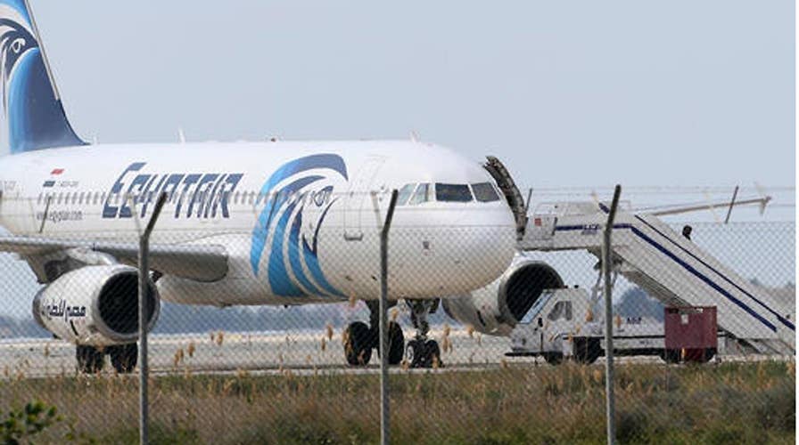 Captain Chuck Nash explains EgyptAir distress call