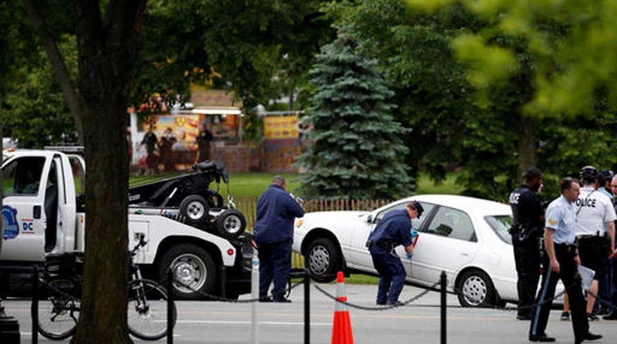 Man clings to life after shot by Secret Service