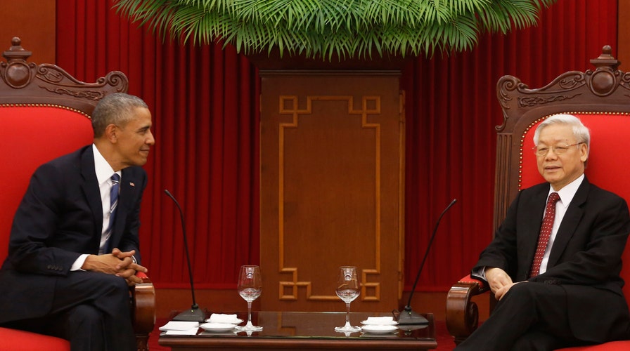 President Obama lifts arms embargo on Vietnam