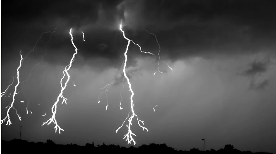 Mesmerizing video captures lightning storm in super slo-mo