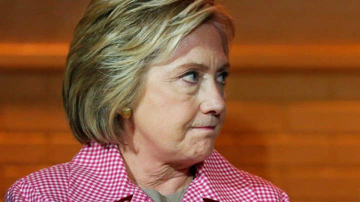 Poll finds 50 percent still back Clinton even if indicted