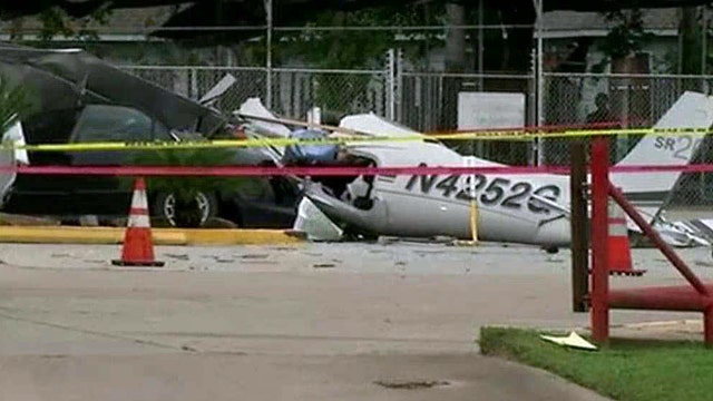 Fatal plane crash in Houston leaves three dead| Latest News Videos ...