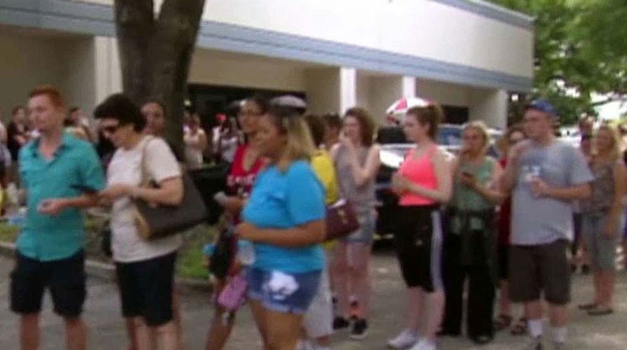 Hundreds line up to donate blood in Orlando