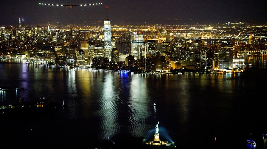 Solar plane pilot describes spectacular flight over New York