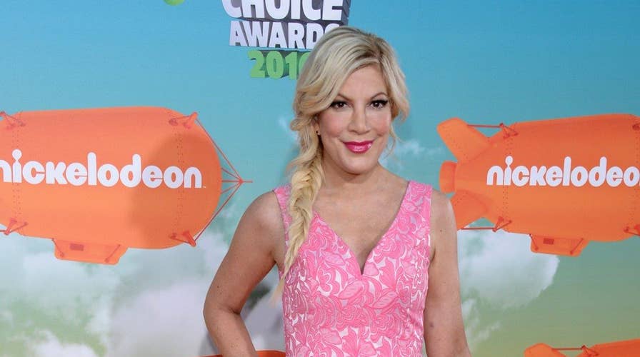 Tori Spelling's lesbian vampire flick