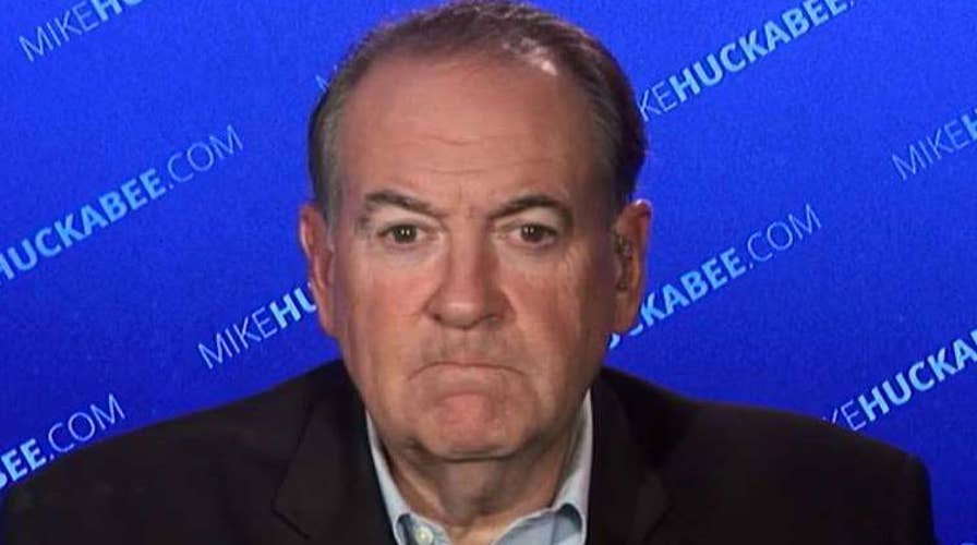 Huckabee: Obama has been 'deadly wrong' about ISIS