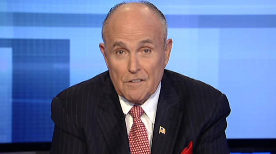 Giuliani: Couldn't do worse than Obama, Clinton against ISIS