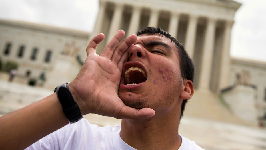 Supreme Court blocks Obama immigration plan | Fox News