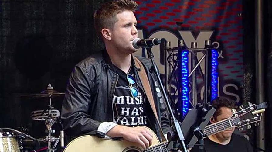 Trent Harmon performs 'Sharp Dressed Man'