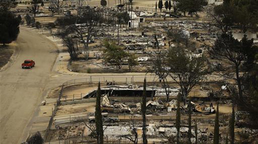 Central California wildfire burns 200 homes