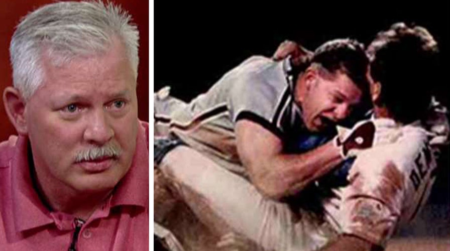 Memoir details the rise and fall of a baseball legend