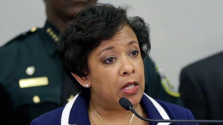 Lynch to defer to prosecutors in Clinton email investigation