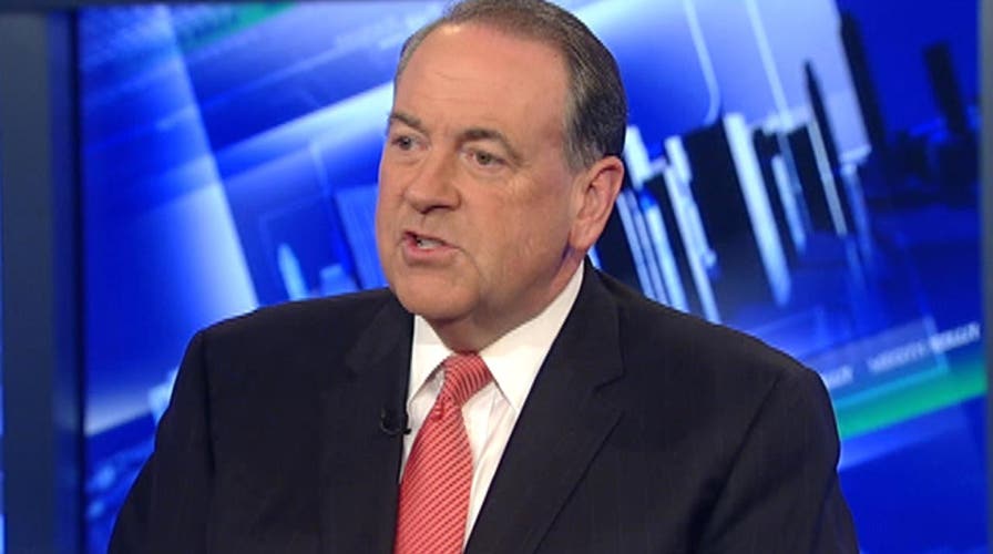 Huckabee: President Trump will punish Senate GOP rivals
