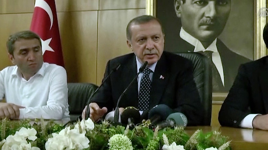 Erdogan vows to arrest all supporters of failed Turkey coup