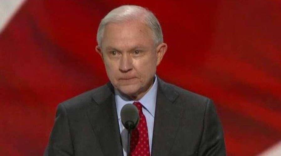 Sen. Jeff Sessions nominates Donald Trump for president