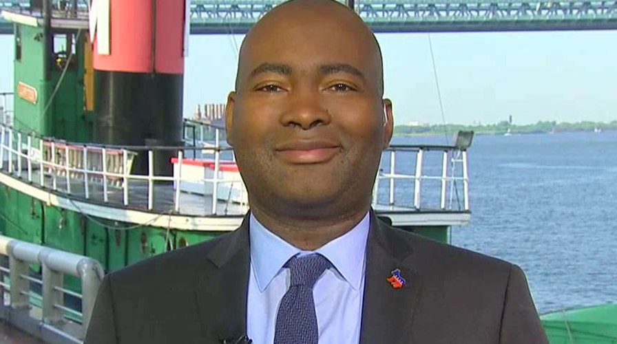 Democratic convention to focus on uniting the party