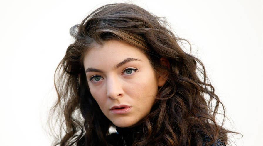 Lorde slams Uber driver