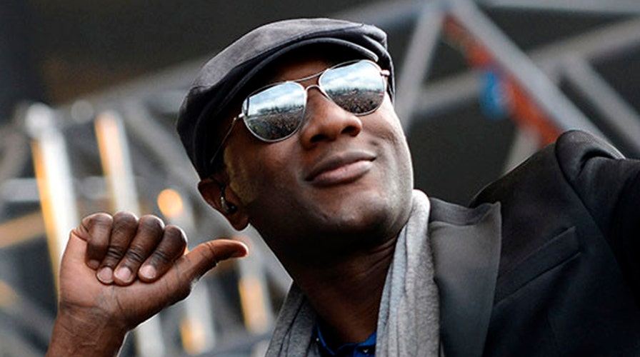 Aloe Blacc turns to idols to inspire