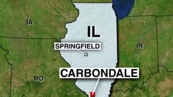 Illinois police officer shot during chase