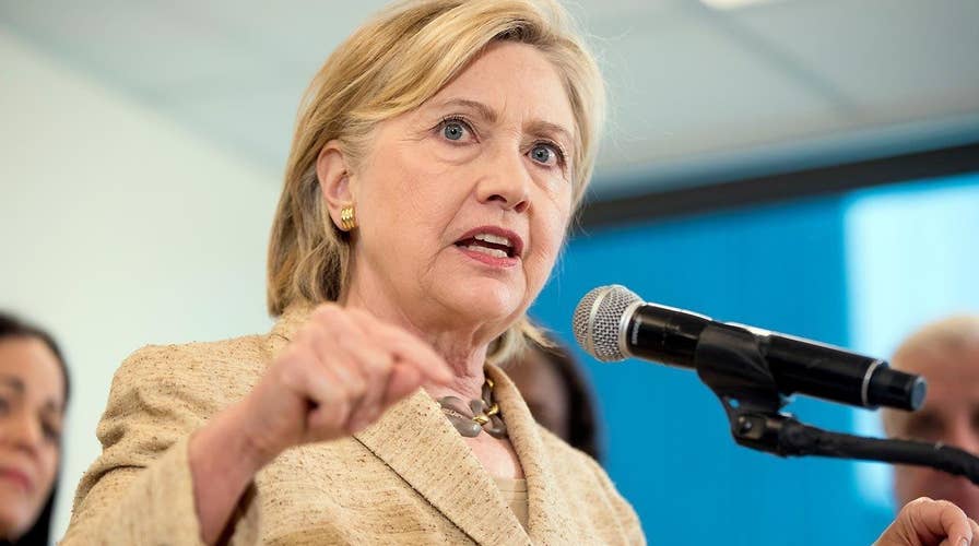 Clinton shifts focus to Zika while campaigning in Florida